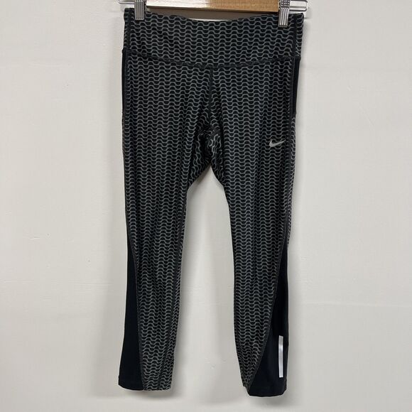 Nike Dri-FIT Polka Dot Crop Leggings XS Running Activewear Reflective Pocket - Picture 2 of 12